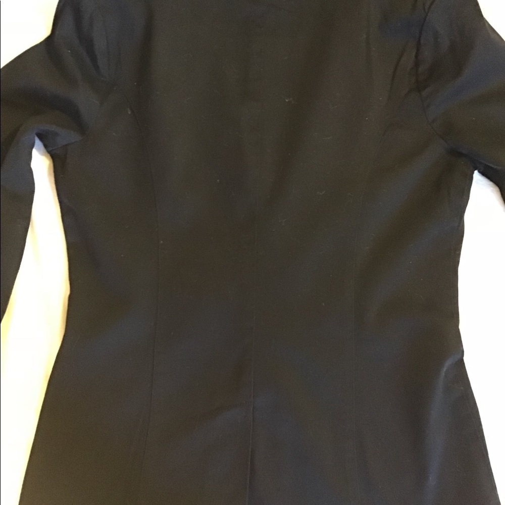 Blazer - Picture 7 of 8